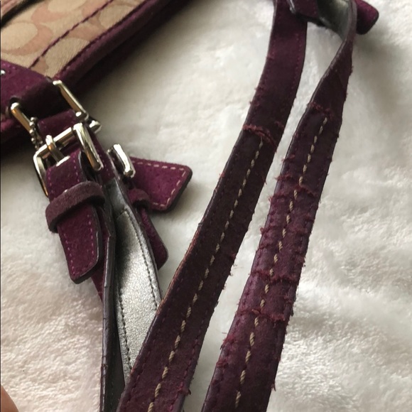 Coach Tote with zipper - Picture 8 of 10